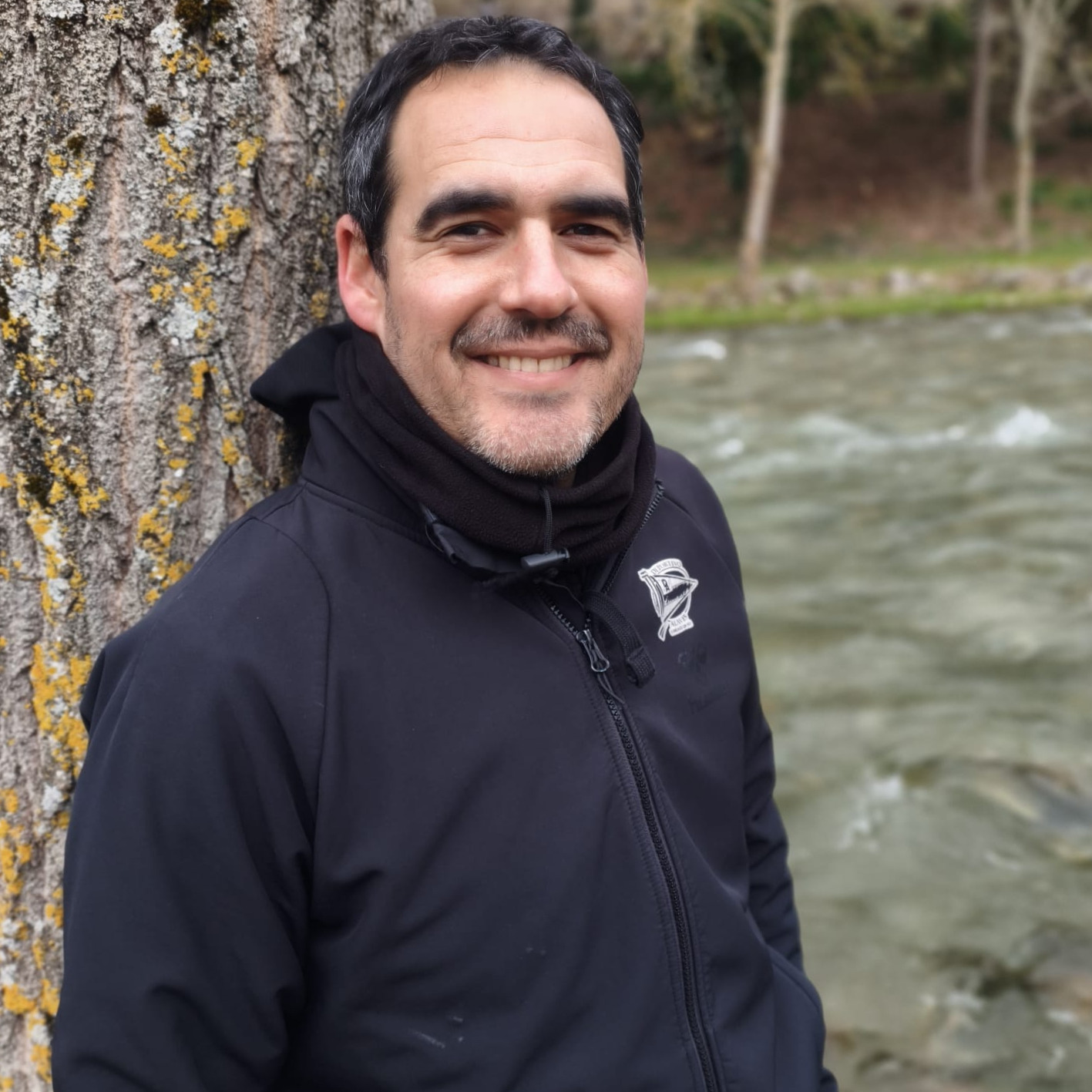 David Bengoetxea, padre de familia, felizmente casado. Amado por Dios y amante de Él, vive en luz y honestidad a través de CH2, Círculo de Hombres Honestos, un grupo de apoyo de rendición de cuentas para hombres que luchan por su pureza sexual.
Lleva 3 años limpio, sobrio y sirve en OFF aportando su experiencia en grupos de apoyo.